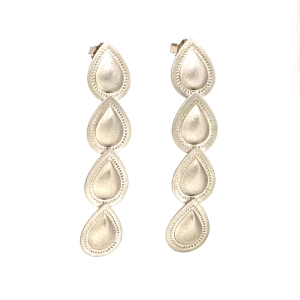 ﻿Chris Pruitt Teardrops Earrings