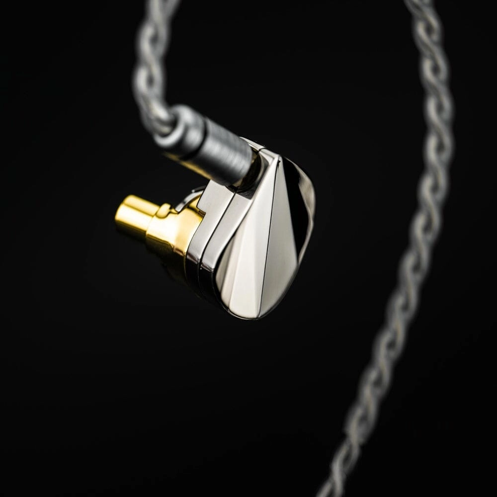Moondrop ILLUSTRIOUS 11mm Dynamic Driver IEMs