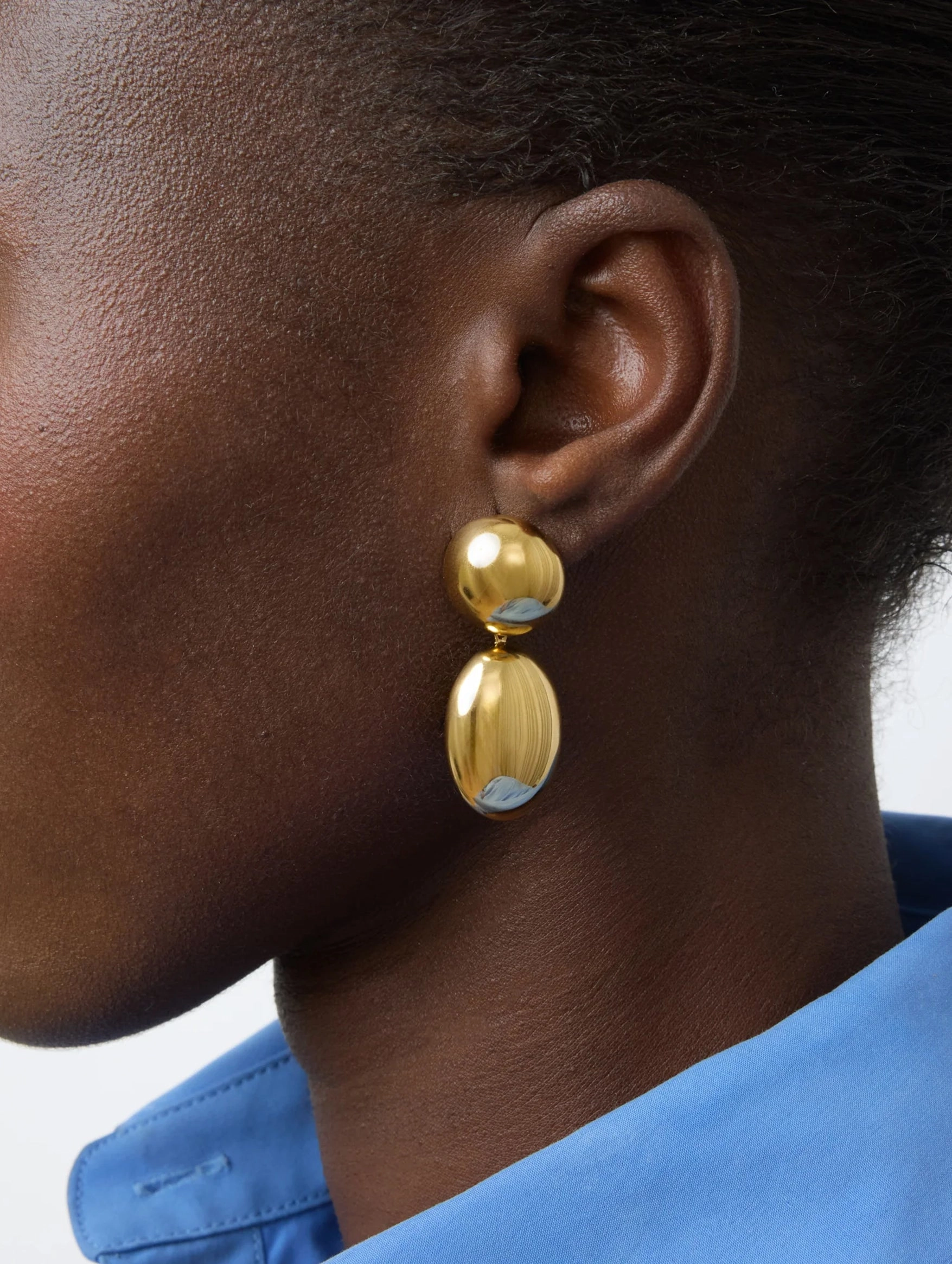 The Klara Earrings in Gold