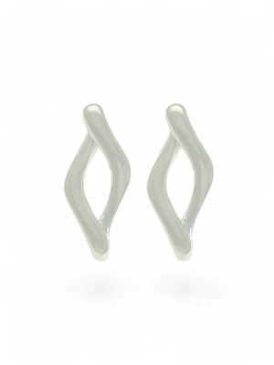 Twisted Wavy Stud Earrings in Silver